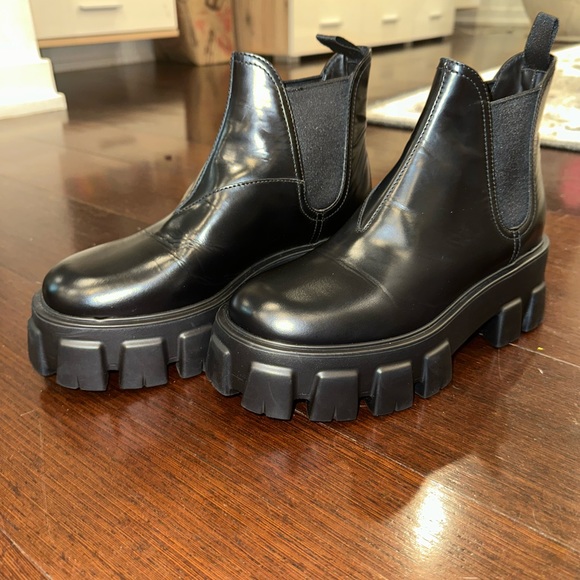 PRADA Monolith Brushed Leather Chelsea Platform Chunky Boot - SIZE 38EU/8US - Picture 10 of 16